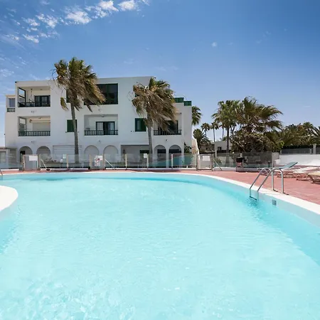 Home2book Sunny Poolside In * Κοραλέχο